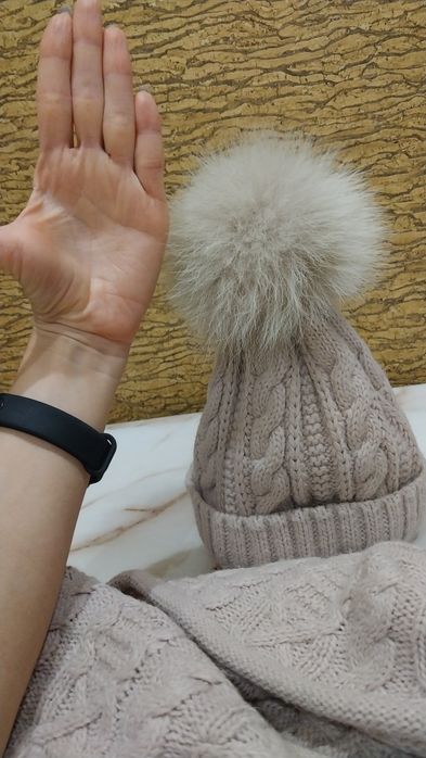 Теплая шапка натуральный песец