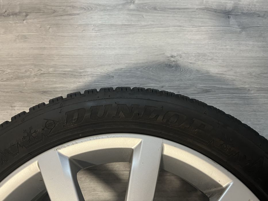 Jantes origibais vw golf 7 com pneus novos