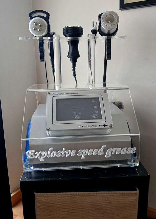 Máquina multifunções de estética