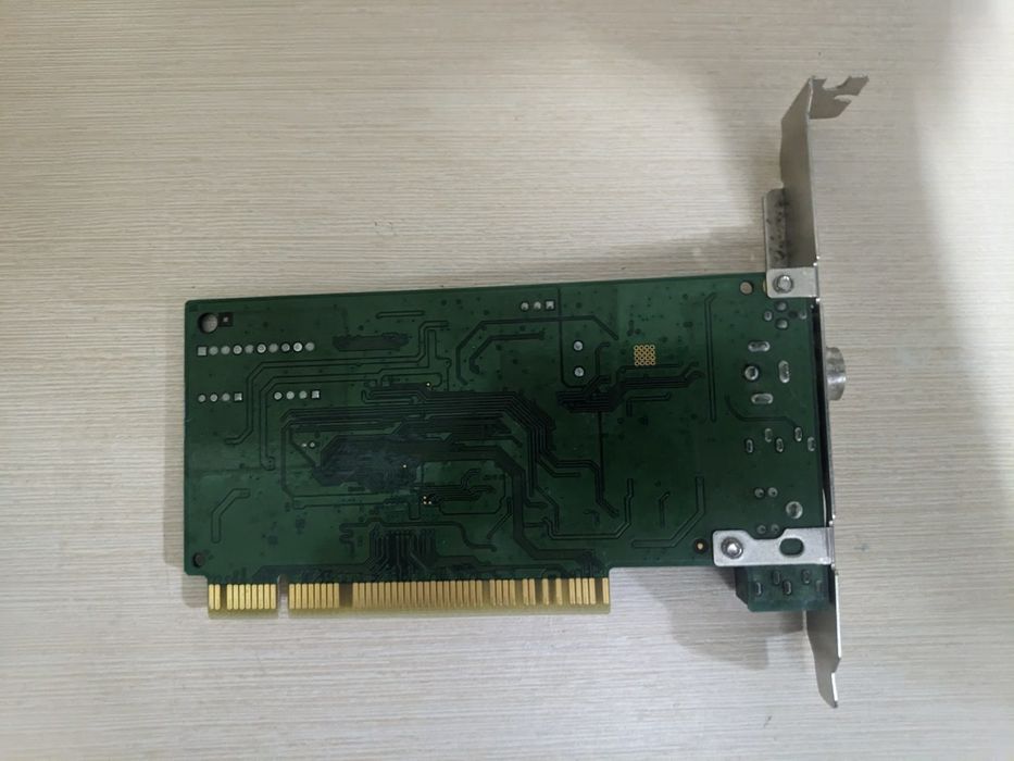 Тв тюнер AVerMedia