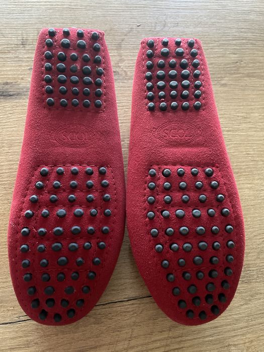 Buty czerwone z zamszu