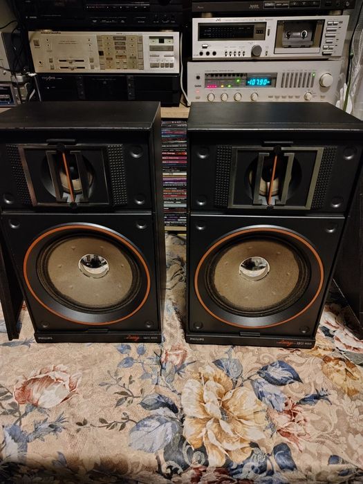 Комплект ресивер PHILIPS FR 445 та касетна дека FC 450 з акустикою