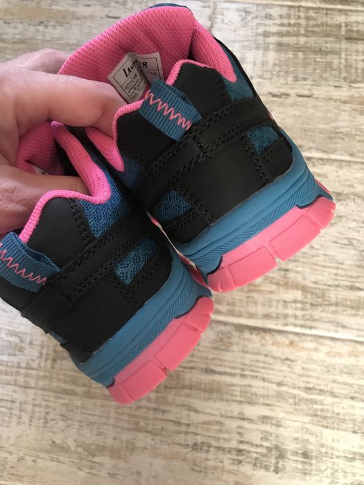 Кросівки дит На дівчину Трекінгові Мембрана якНові 34р20.5см LandRover