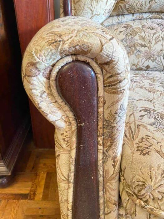 Conjunto Sofá + Poltronas
