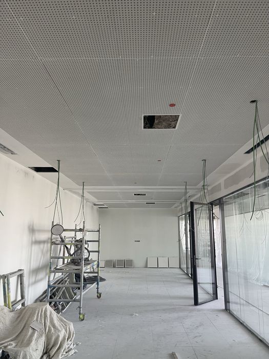 Servicos de pintura em geral do barramento ao acabamento fino