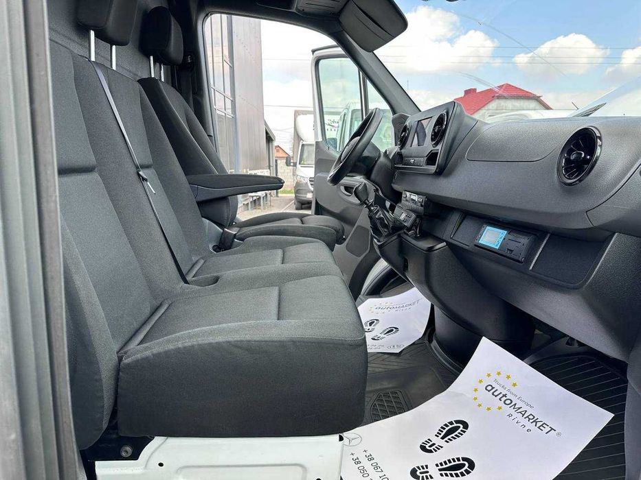 Mercedes-Benz Sprinter 2020p.