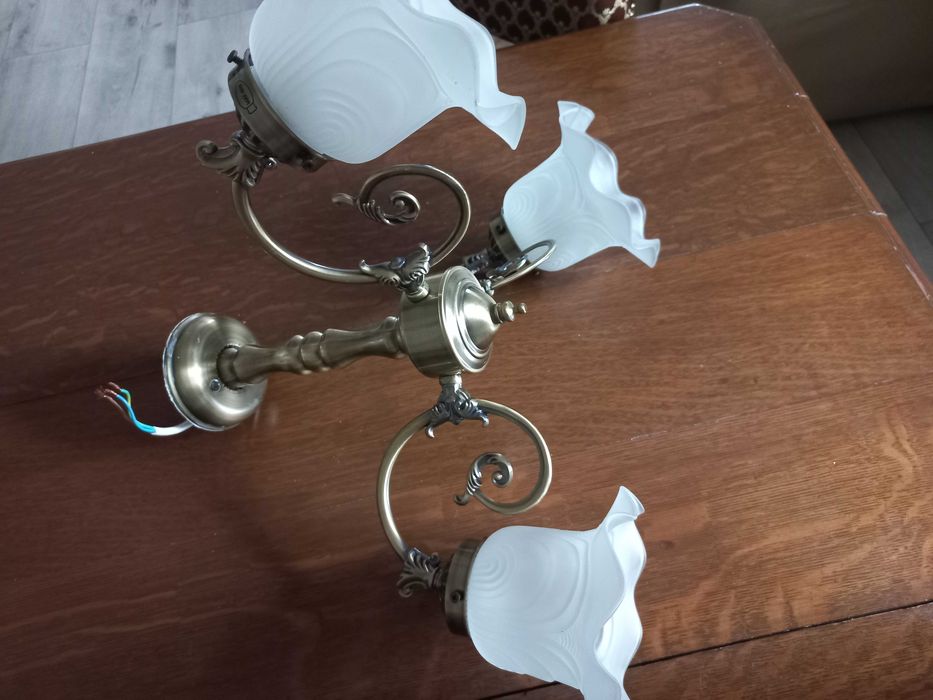 piękny wiszący  żyrandol