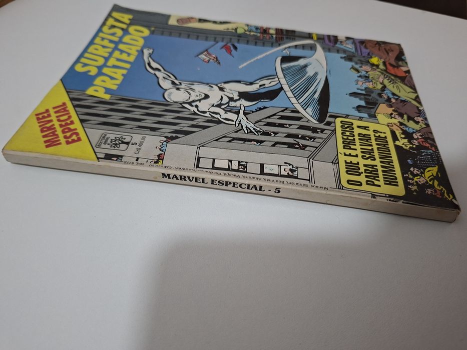 Marvel Especial Surfista Prateado