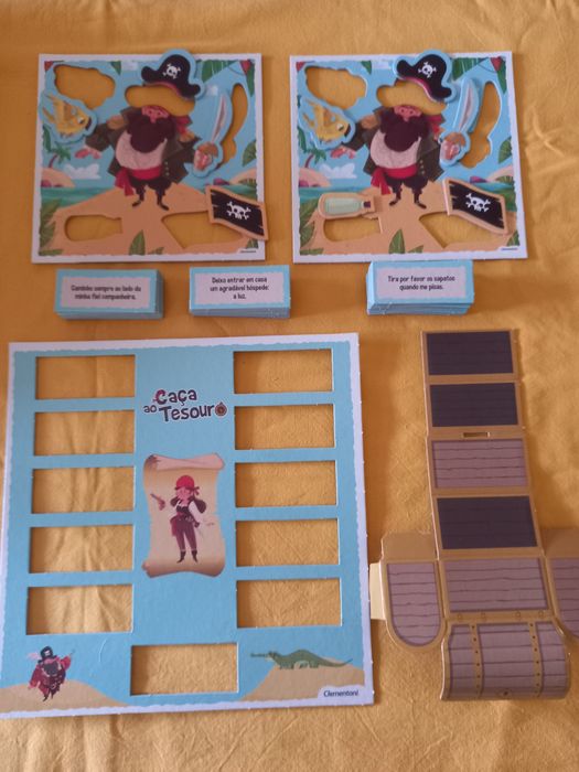 Jogo tabuleiro " Caça ao Tesouro"