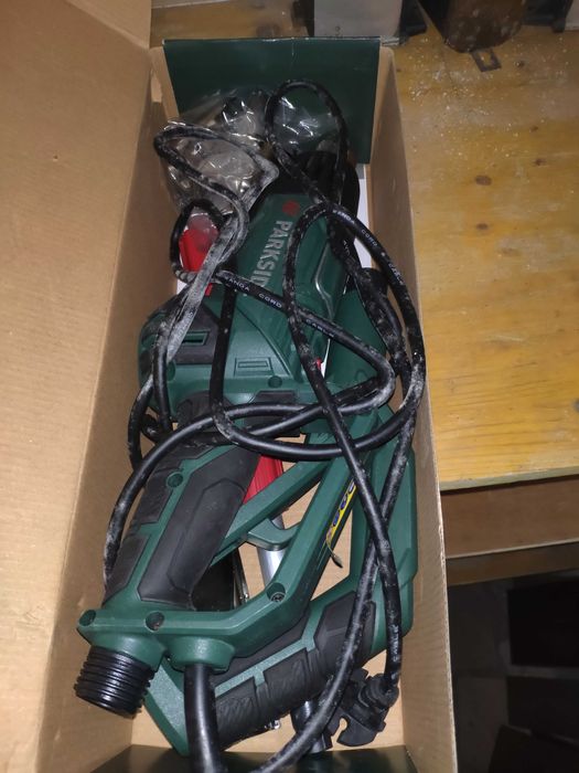 Várias máquinas carpintaria e outros