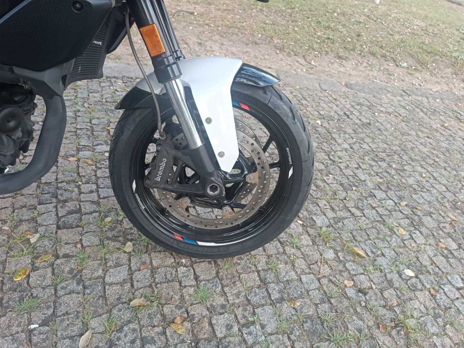 BMW F 900 XR M performance