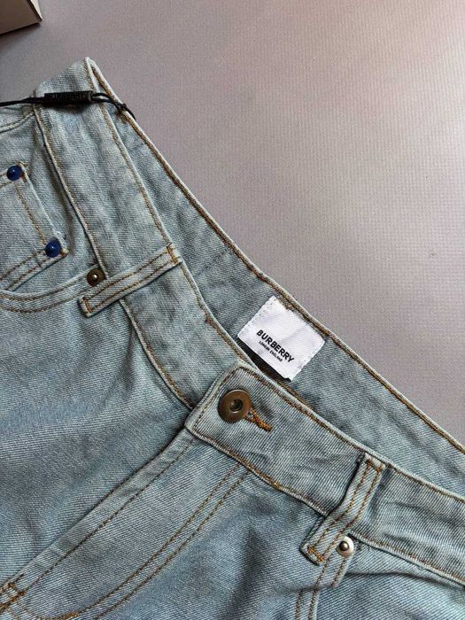 РОЗПРОДАЖ Джинси Burberry