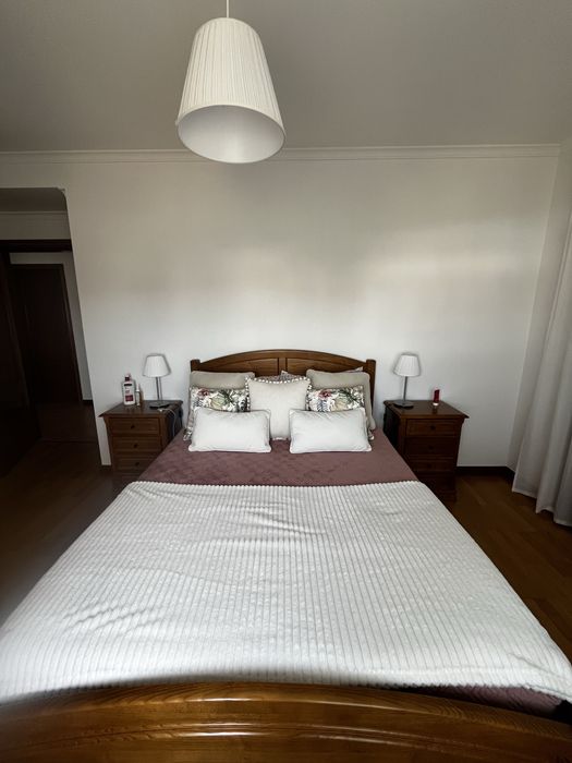 Cama de casal 140x200 + Colchao EMMA