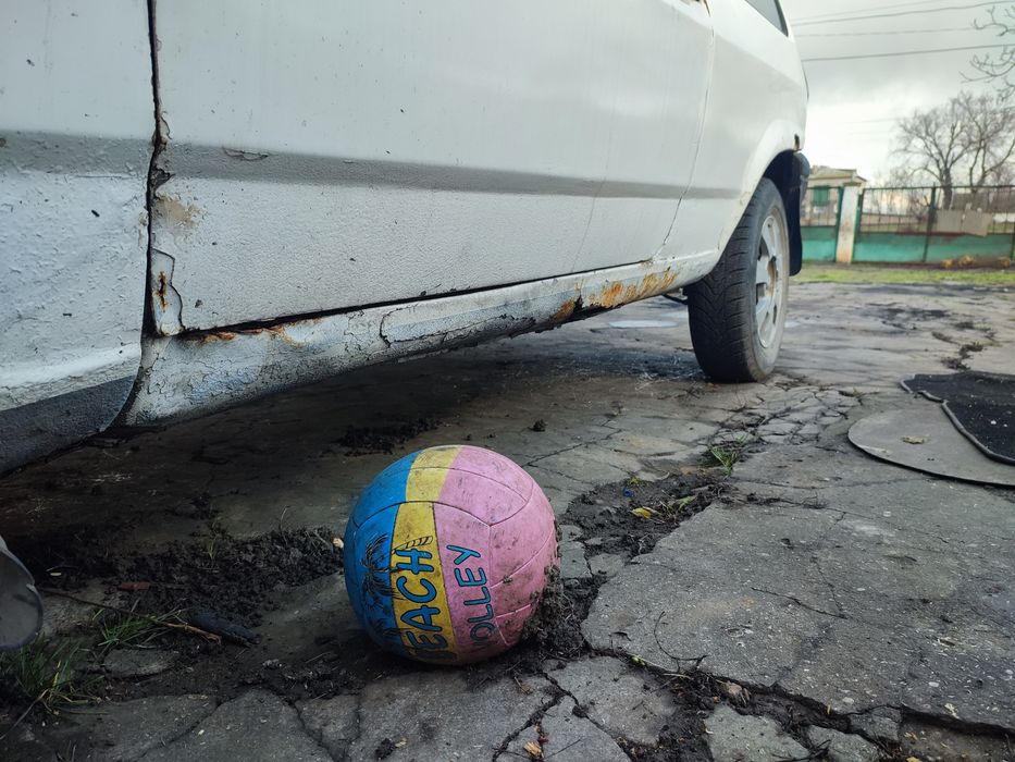 Volkswagen Polo читайте описание