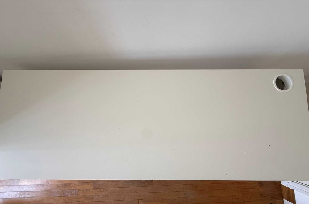 Secretária Ikea MICKE - 142x50 cm
