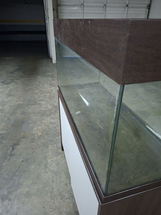 Aquario  100x50x40 com tampas e calha com  2 lampadadas e Movel