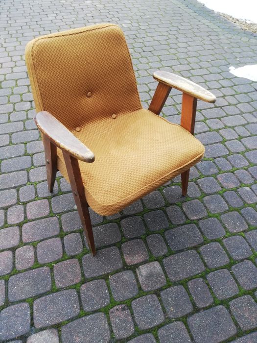 Fotel chierowski 366 No 1