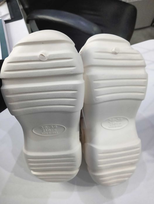 Kroksy damskie beżowe 40/41