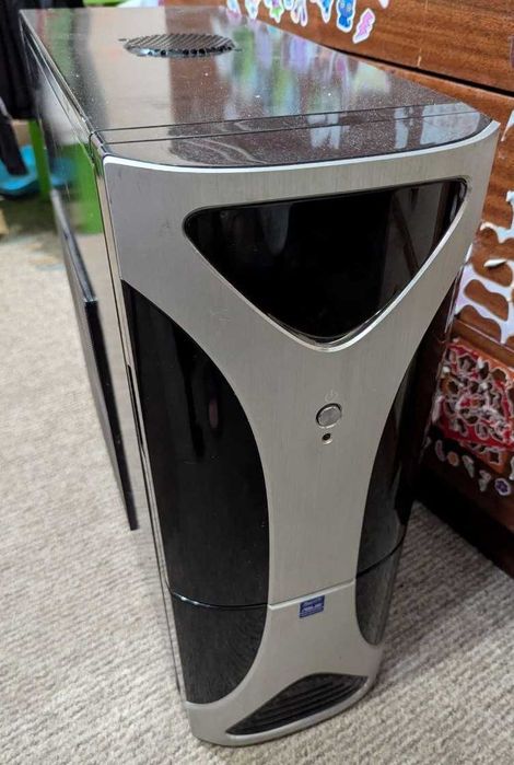 Ігровий ПК NZXT (AM4/B350/Ryzen 5/DDR4 32Gb/RX6650XT 8Gb/SSD 1Tb)