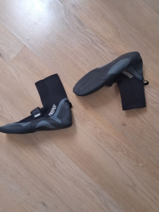 Botas  Deeply para surf