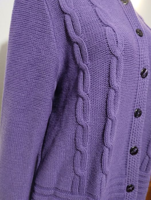 Nowy sweter, kardigan 44