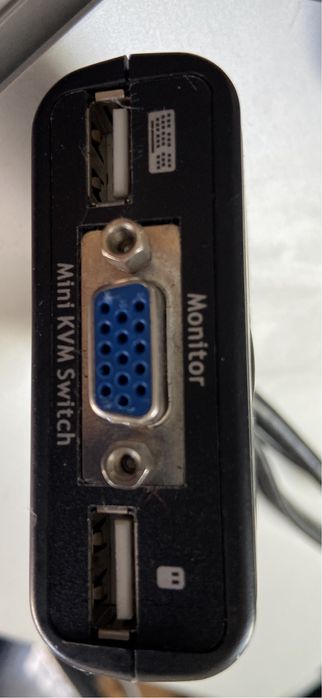 Mini KVM 2 Pc USB64752391251330123