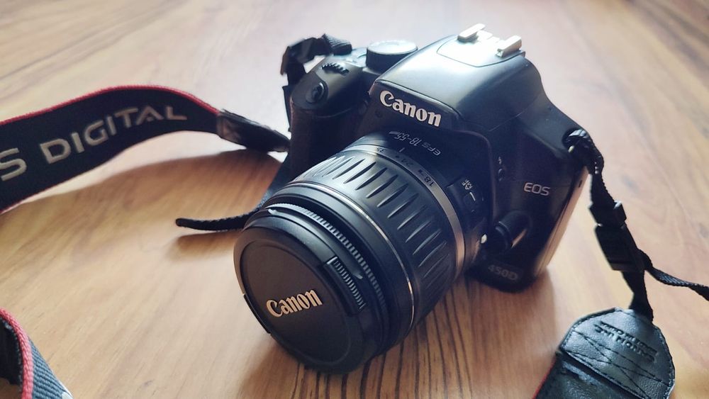 Aparat lustrzanka Canon EOS 450D