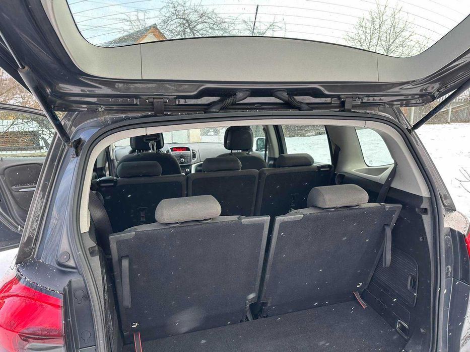 Opel Zafira Tourer 2015