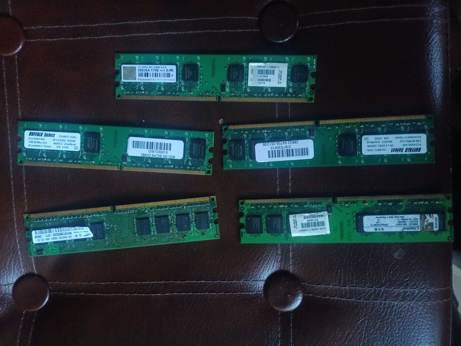 Vendo Memórias 1gb 667