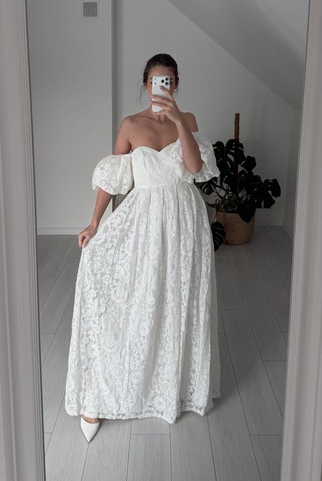 Suknia ślubna koronkowa bufki romantyczna litera A