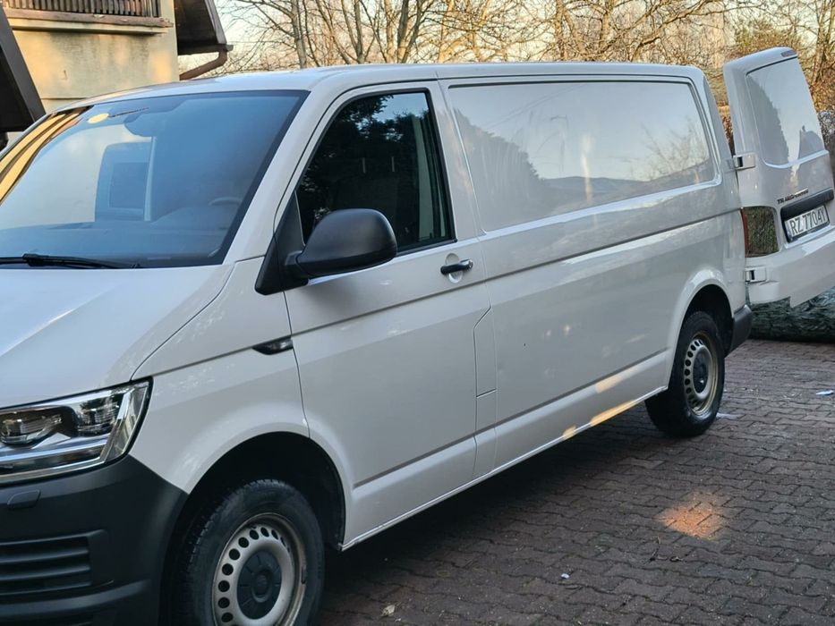 Volkswagen Transporter  Volkswagen transporter T6 L2h1