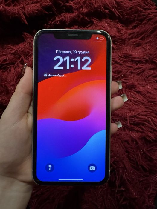 Продам айфон 11 в дуже збереженому стані