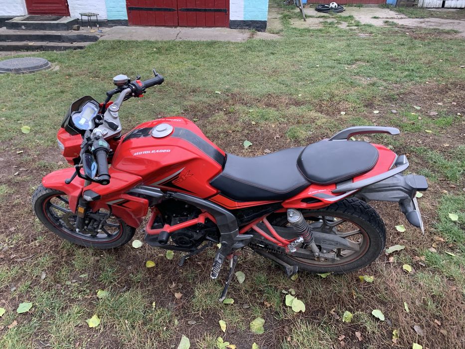 Мотоцикл ML200 Shark