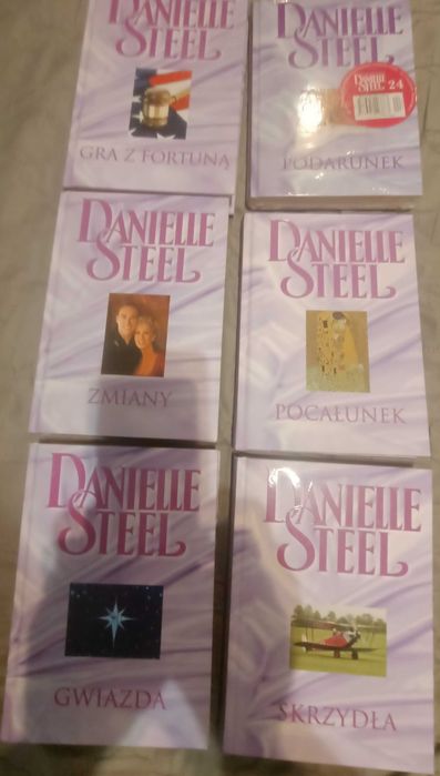 Danielle Steel - zestaw 24 książek wyd. Amber