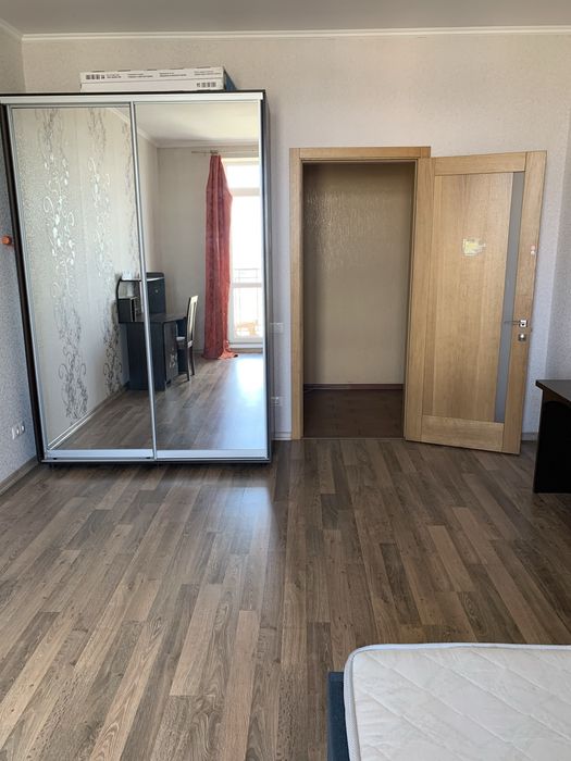 Аренда 3к квартира 12/14 Грековская 5