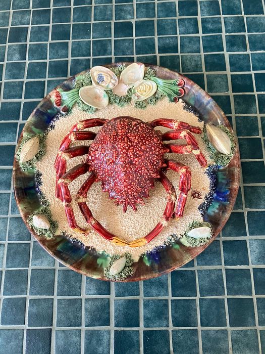 Pratos decorativos em cerâmica - Caranquejo e Lagosta. Caldas da Rainha (A.F.Reis)