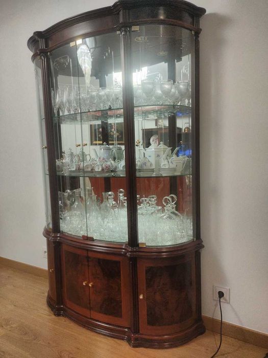 Vendo Cristaleira