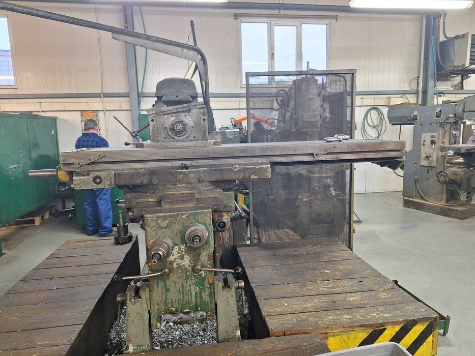 Frezarka konsolowa FWA41M