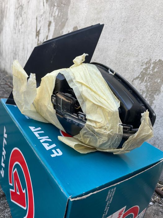 Conjunto Original Espelho Retrovisor Volkswagen Polo 2017 (c/danos)