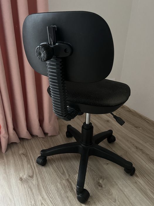 Офісне крісло тільки само вивіз