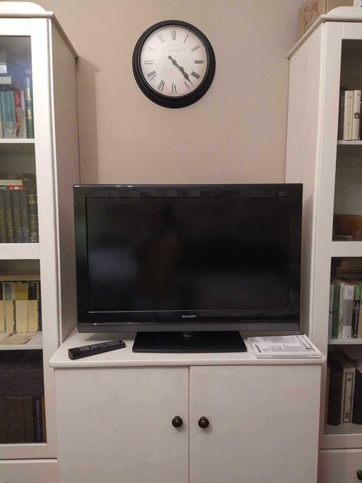 Телевізор SHARP 32"