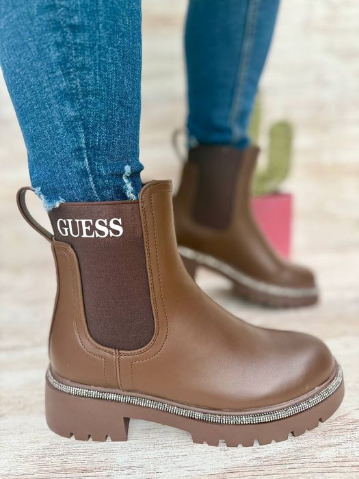 Nova coleção bota guess