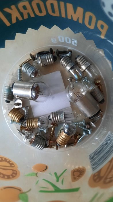 Żarówki rowerowe retro PRL 6V 2,4 Watt różne