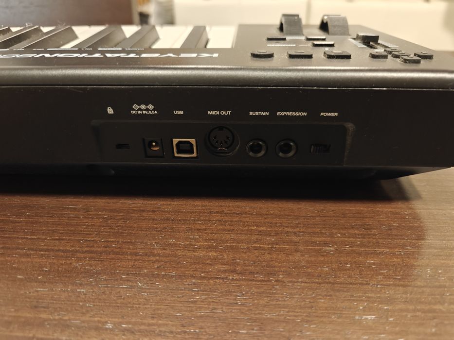 Controlador MIDI M-Audio Keystation 88 MK3