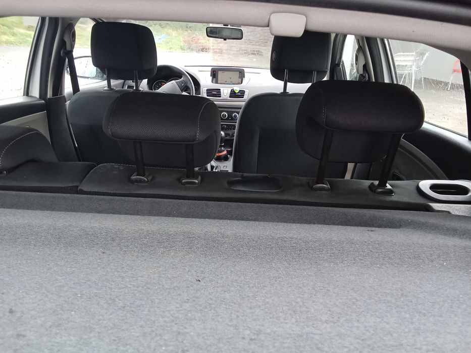 Anúncio de carro