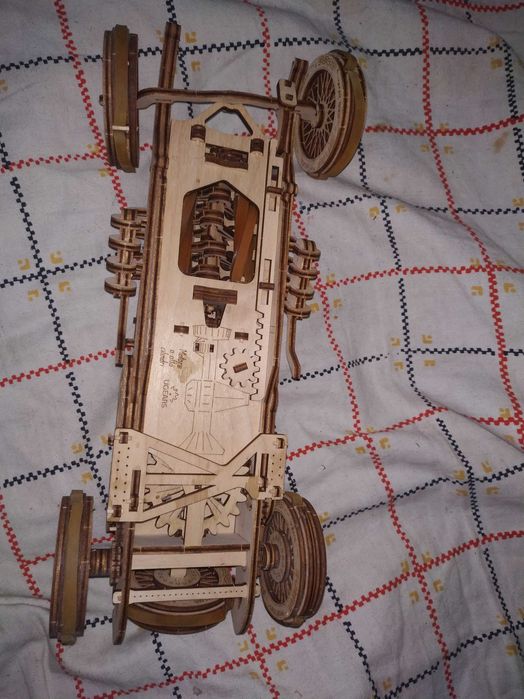 ugears машина спорткар пошкоджена хлам