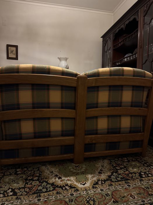 Sofa e Cadeiroes para Casa
