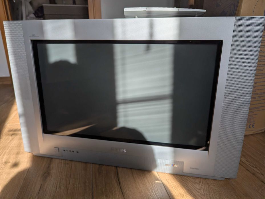 Televisão Philips matchline series 16:9 28"