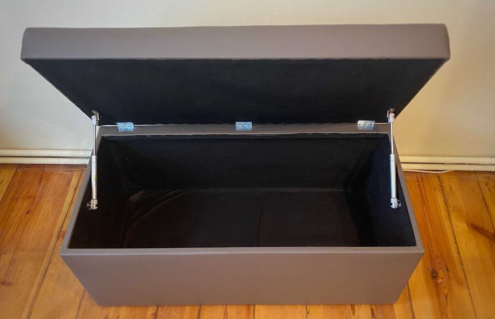 Skrzynia tapicerowana / Pufa ze schowkiem