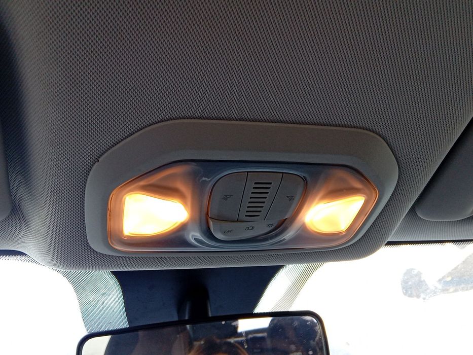Plafonier frente FIAT Tipo Sedan (356_)